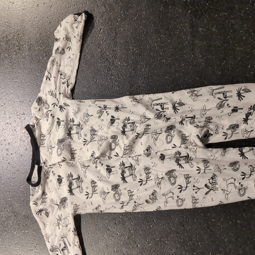 Magnetic me pajamas, 3-6 months, safari